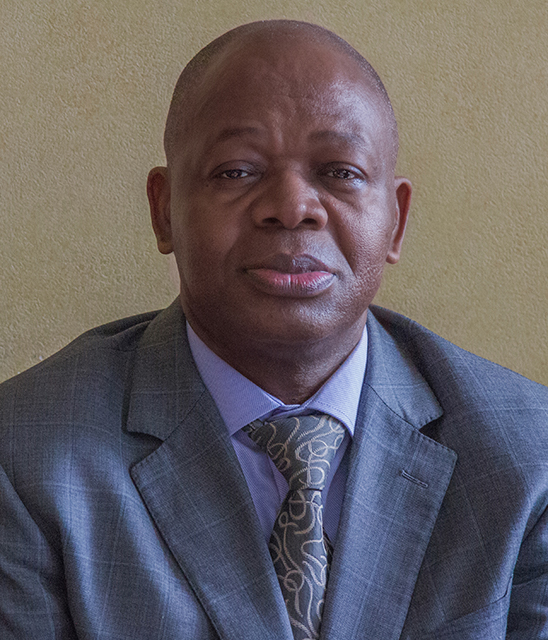 Léopold MOLOMBA, Directeur Général
